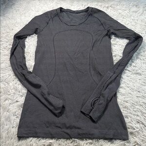 Lululemon Swiftly Tech Long Sleeve